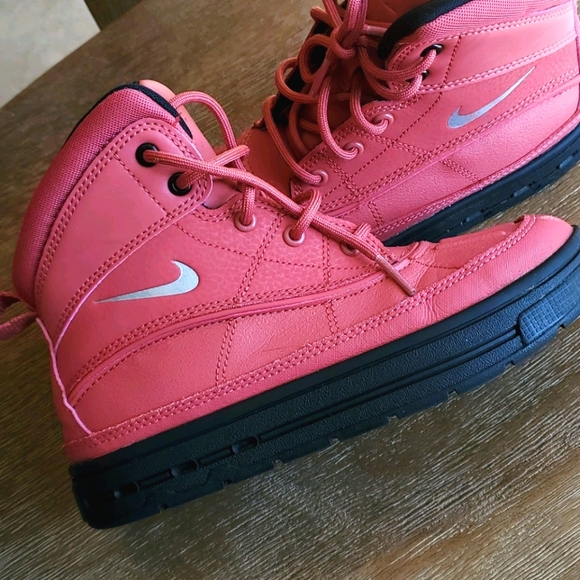 Nike Other - HP😍 EUC Nike Waterproof boots